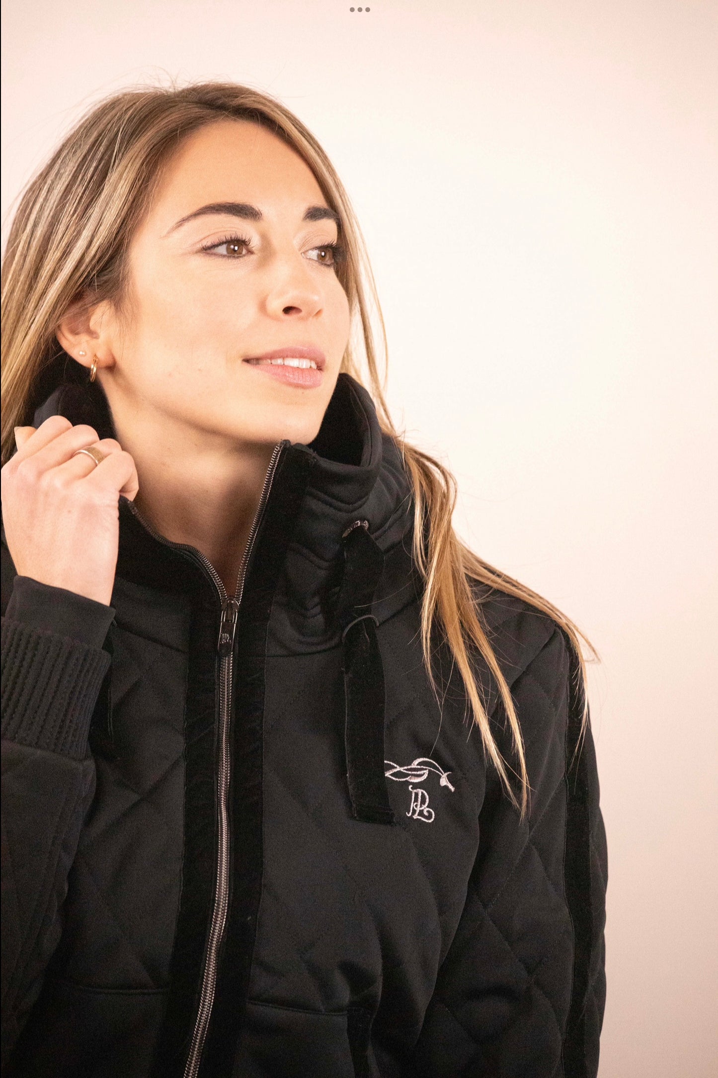 Penelope Luka Bomber